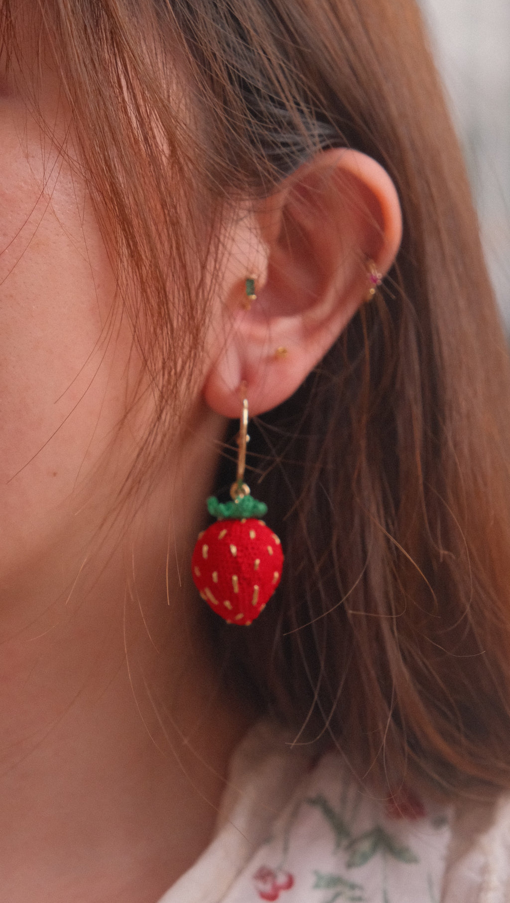 鈎織大士多啤梨耳環・夏日甜美手作(耳針/耳夾可選) Handmade Crochet Large Strawberry Earrings – Sweet Summer Design (Post or Clip-On)